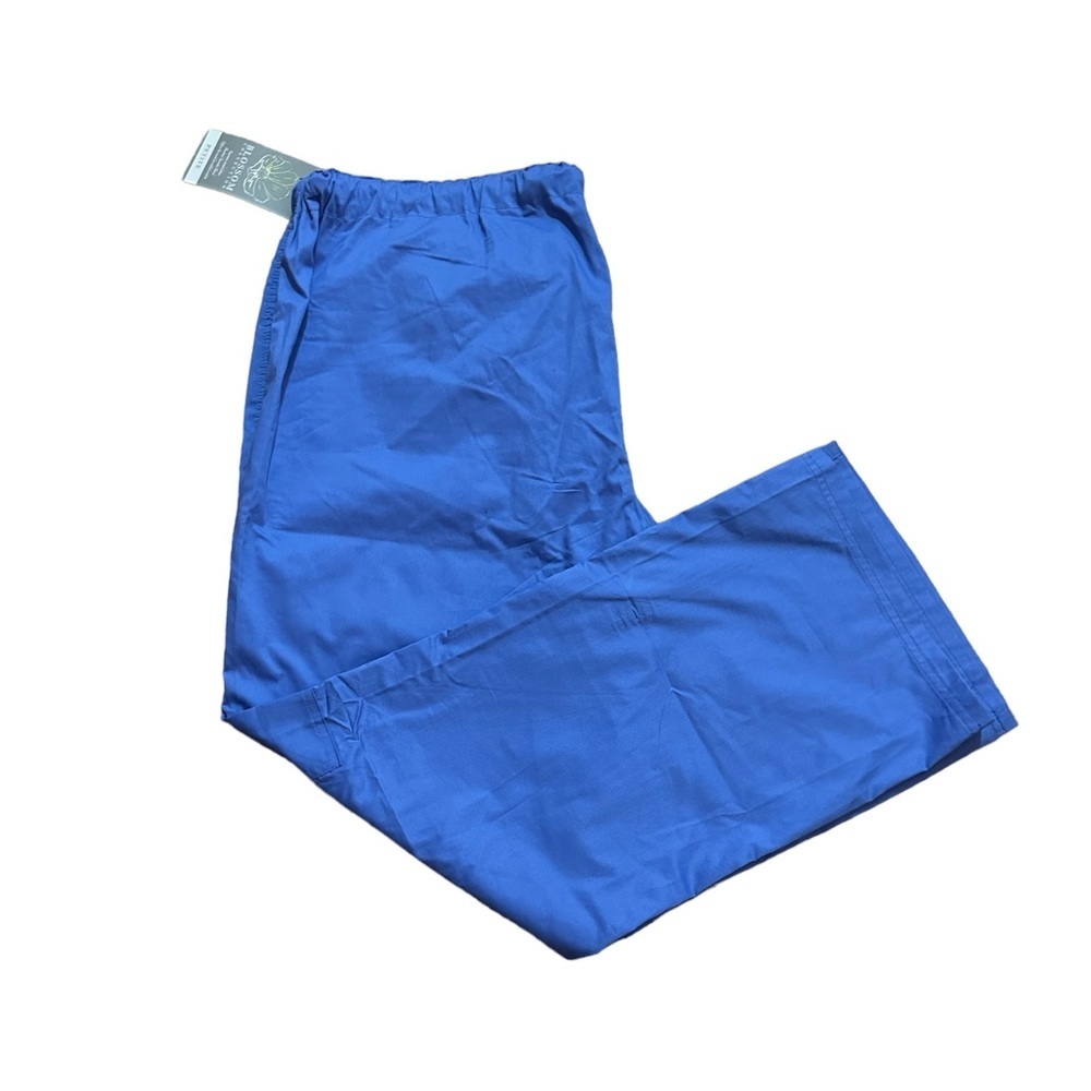 Maevn scrub pants